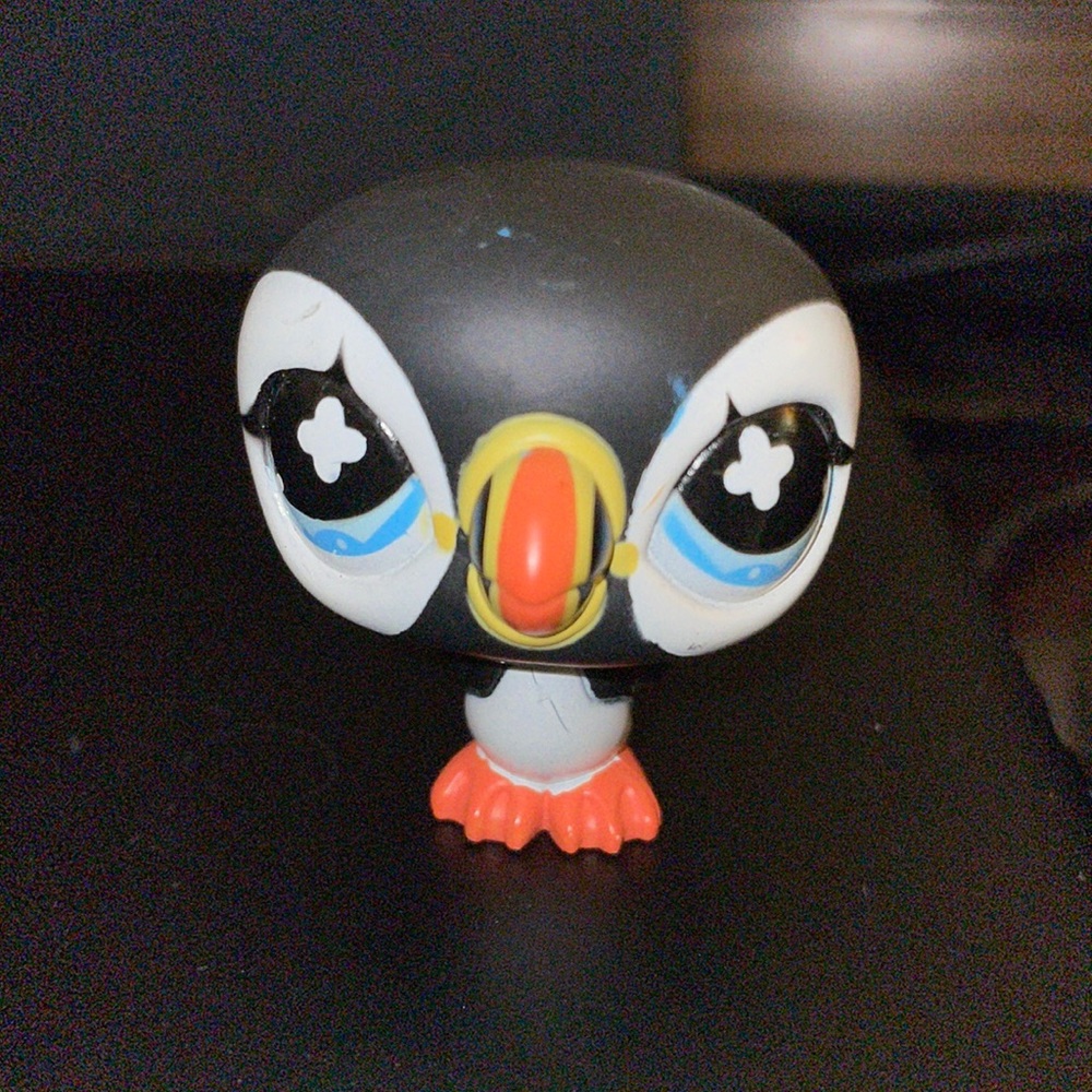 Littlest Pet Shop LPS #654 Black White Puffin Bird Arctic Winter